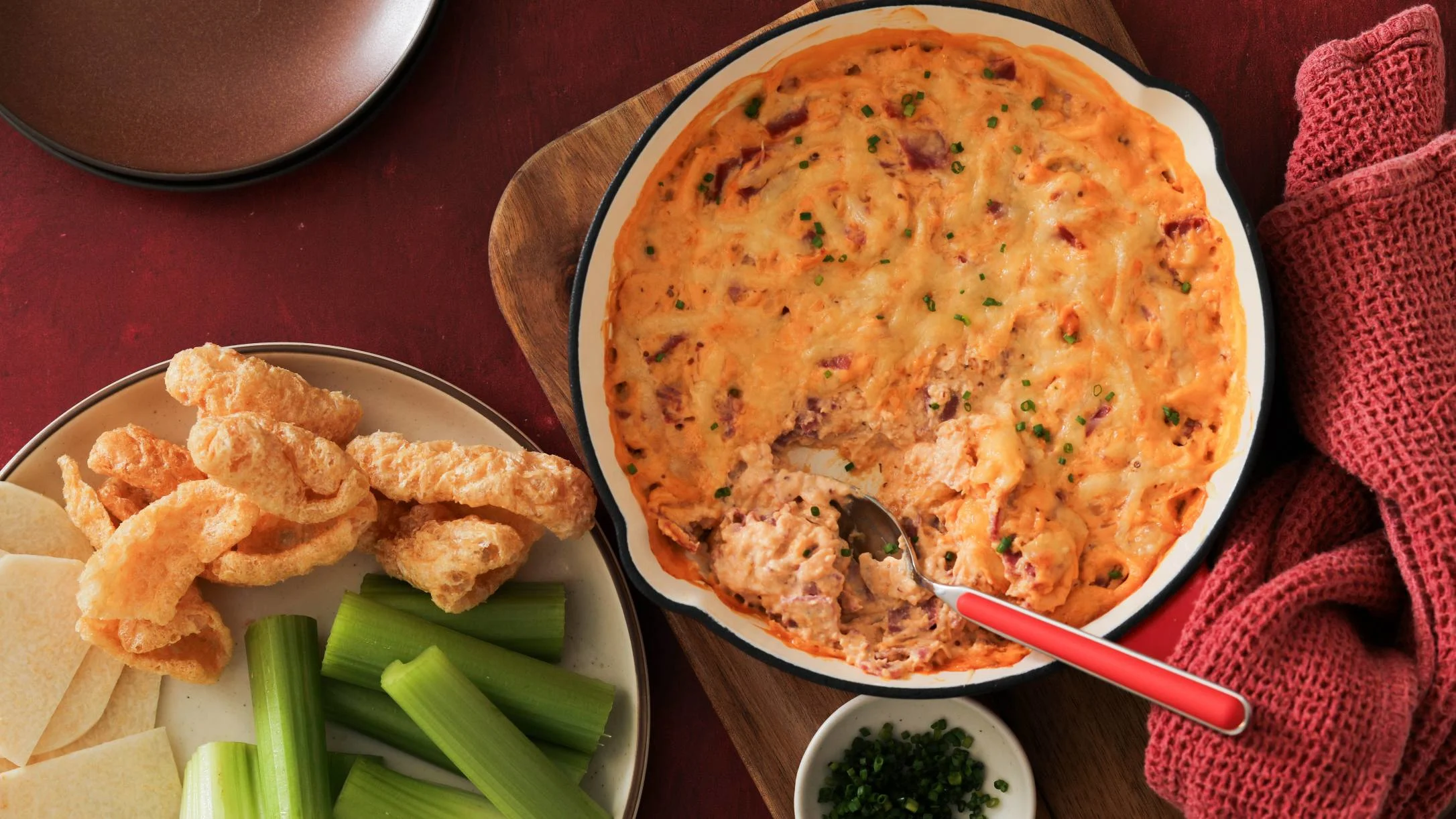 8 Keto-Friendly Crockpot Appetizers and Dips Guests Will Actually Eat